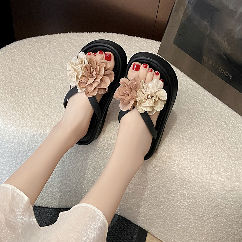 Two-Tone Floral Platform Sanda - Summer Clothing Korea avis et prix