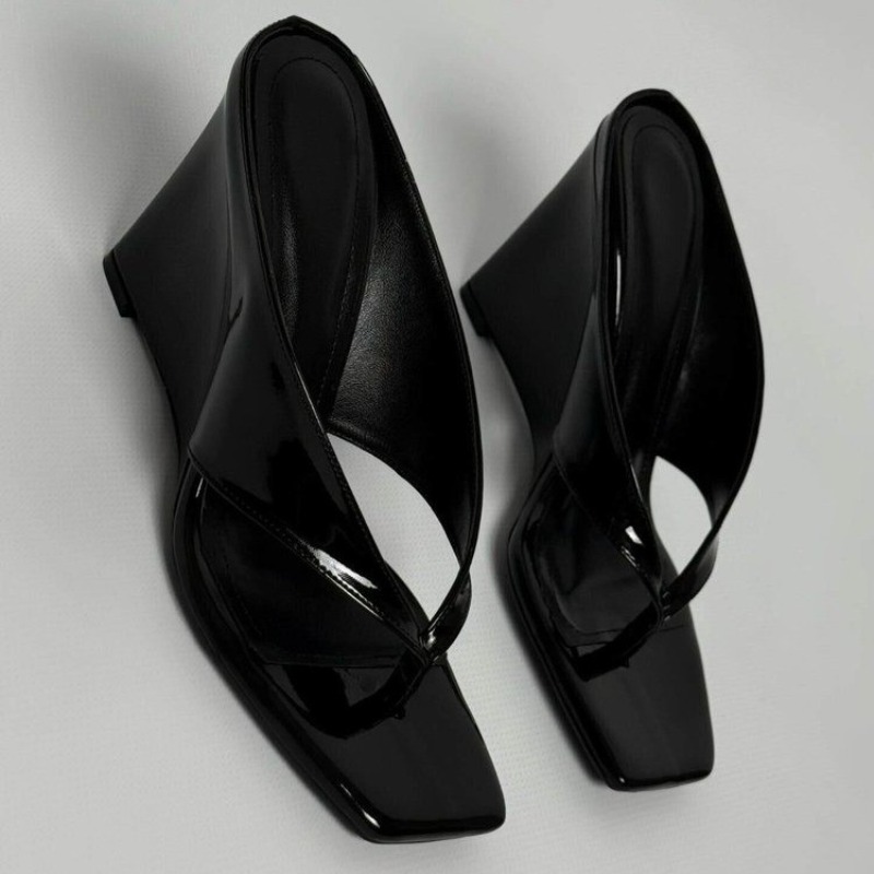 Square-toe V-strap high heels  - Summer Clothing Korea avis et prix